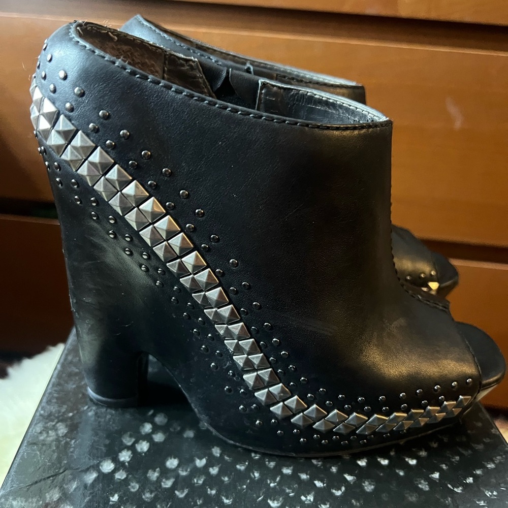 Sam Edelman Studded Black Peep-Toe Ankle Boots. Original Box size 7